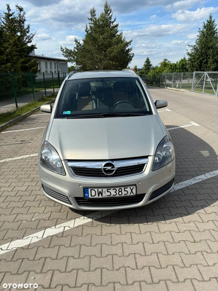 Opel Zafira 1.9 CDTI Cosmo - 1