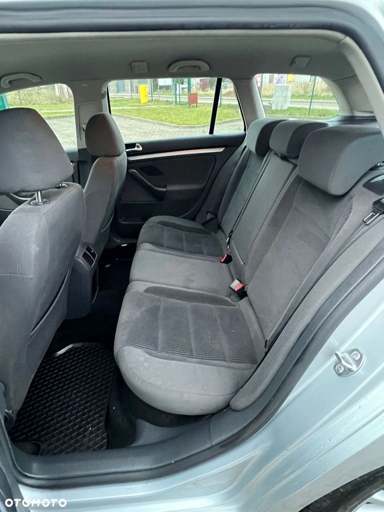 Volkswagen Golf 2.0 TDI DPF Comfortline - 12