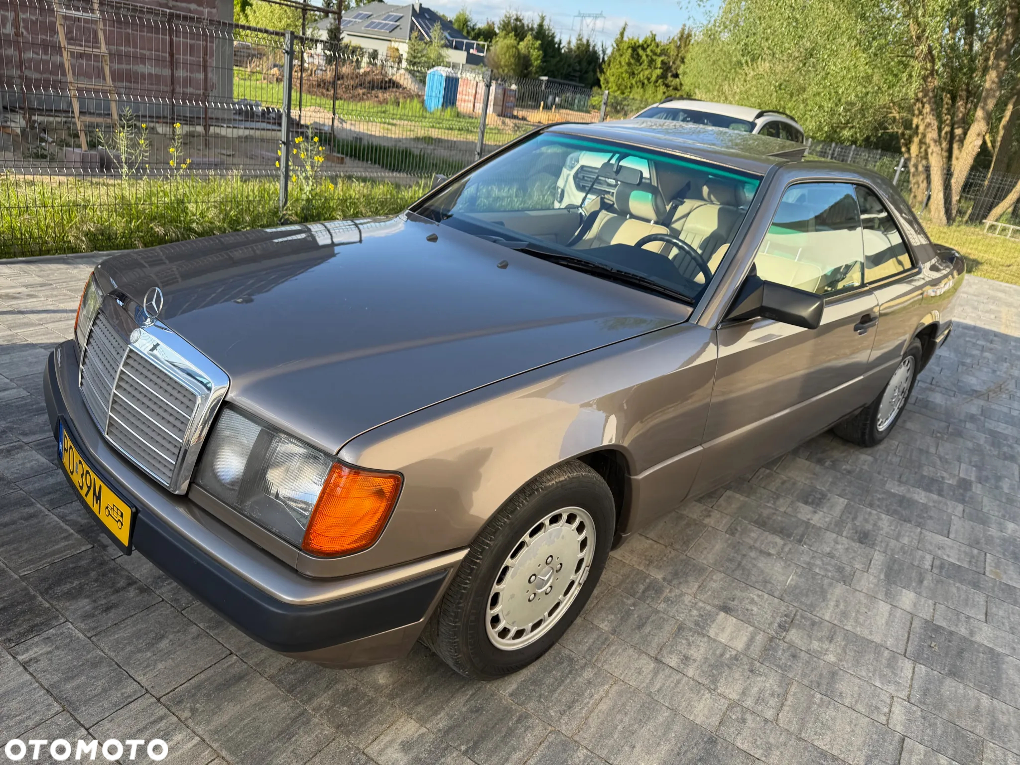 Mercedes-Benz W124 (1984-1993) - 14
