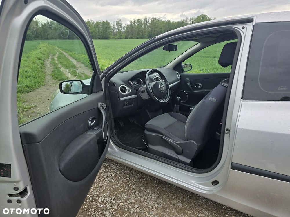 Renault Clio 1.5 dCi Dynamique - 5