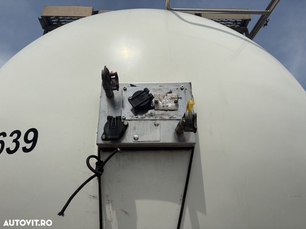 Feldbinder Cisterna alimentara, 3 camere, 33.000 l, factura externa - 8