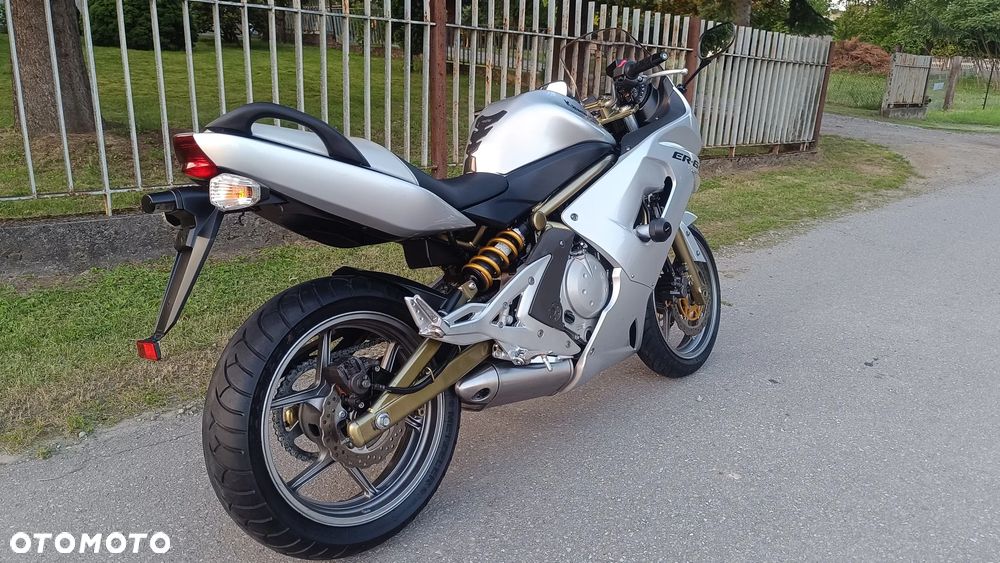 Kawasaki ER - 4