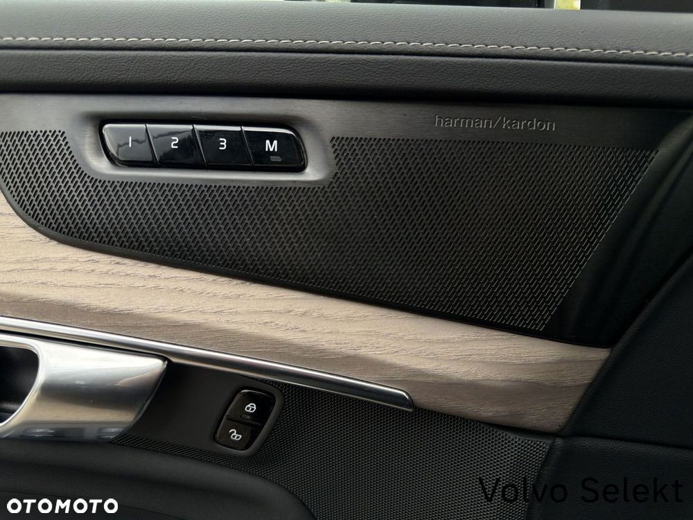 Volvo XC 90 - 24