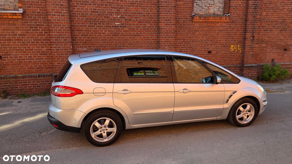 Ford S-Max 2.0 TDCi DPF Titanium - 11