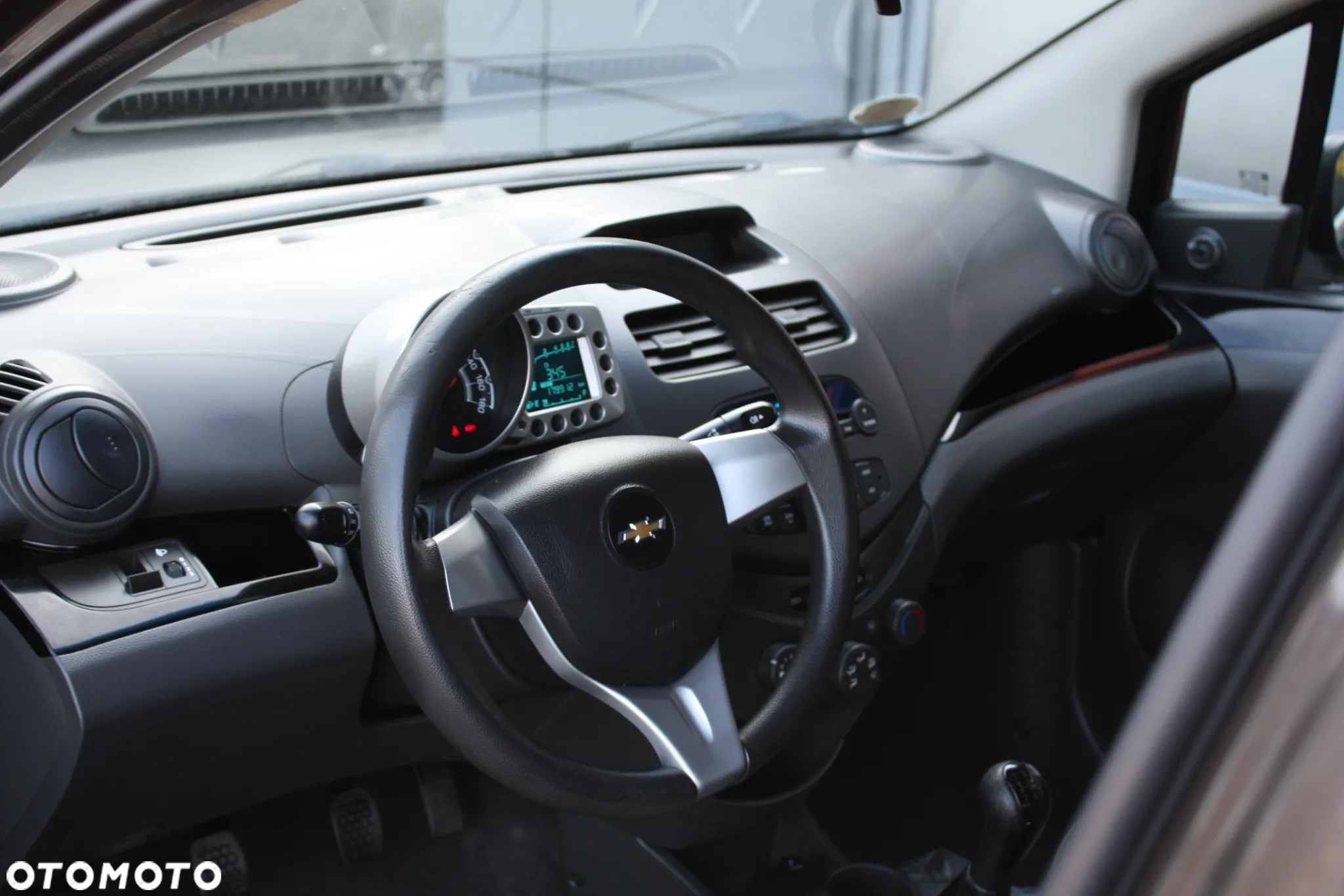 Chevrolet Spark 1.0 Plus - 6