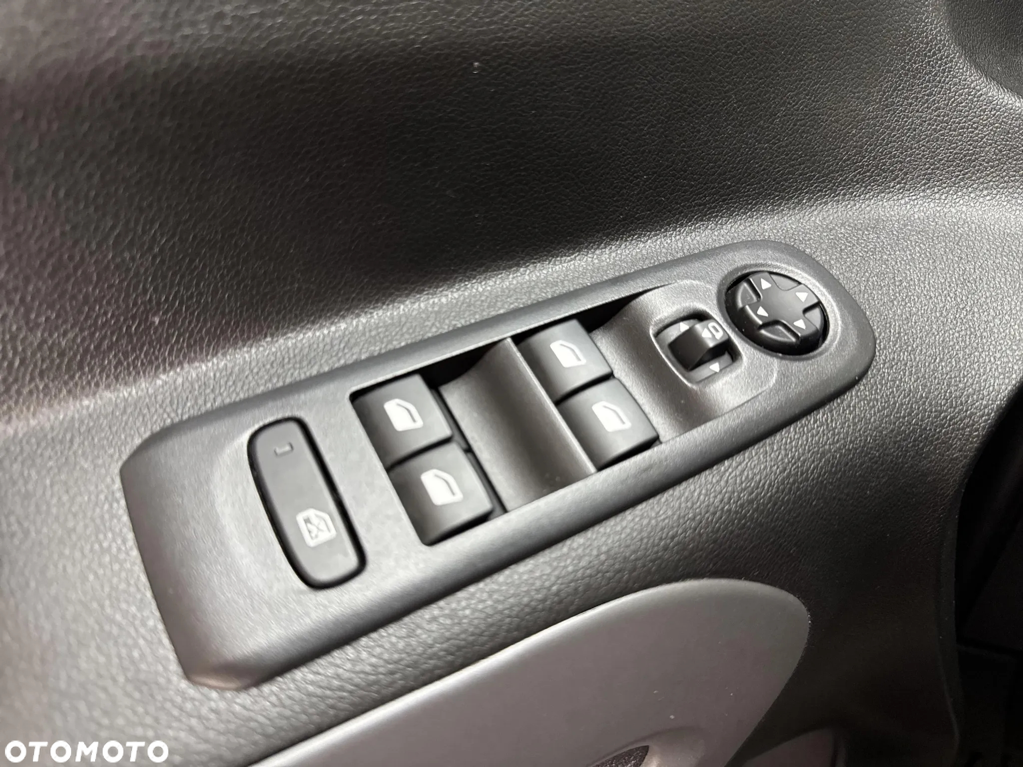 Toyota Proace City Verso 1.2 D-4T Family - 24