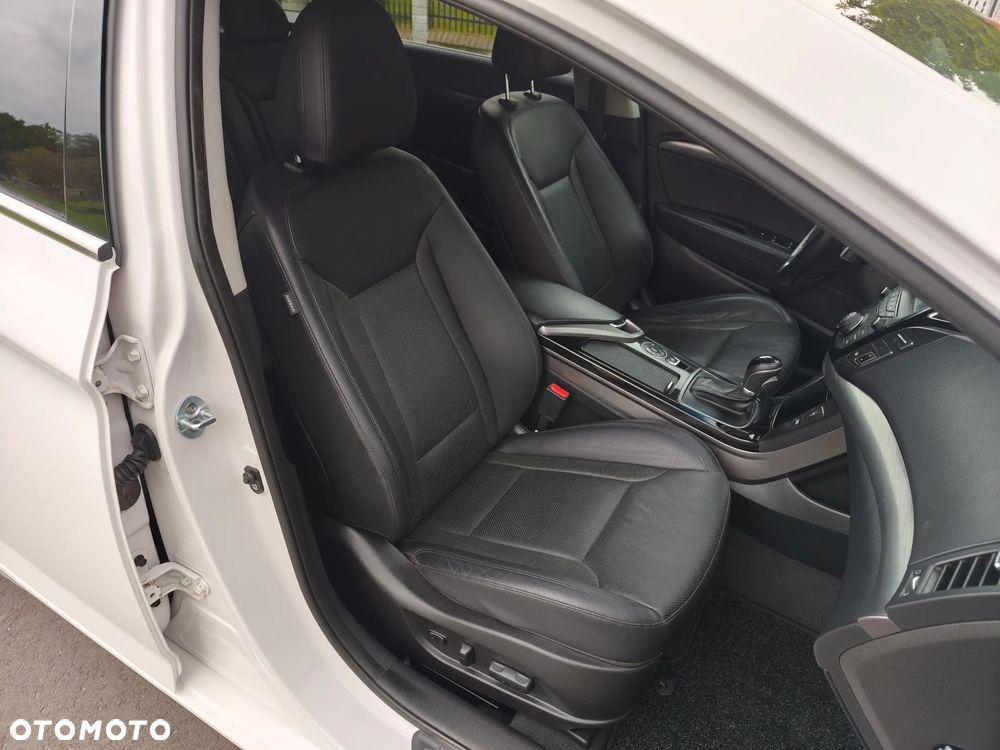 Hyundai i40 Kombi blue 1.7 CRDi DCT Premium - 28