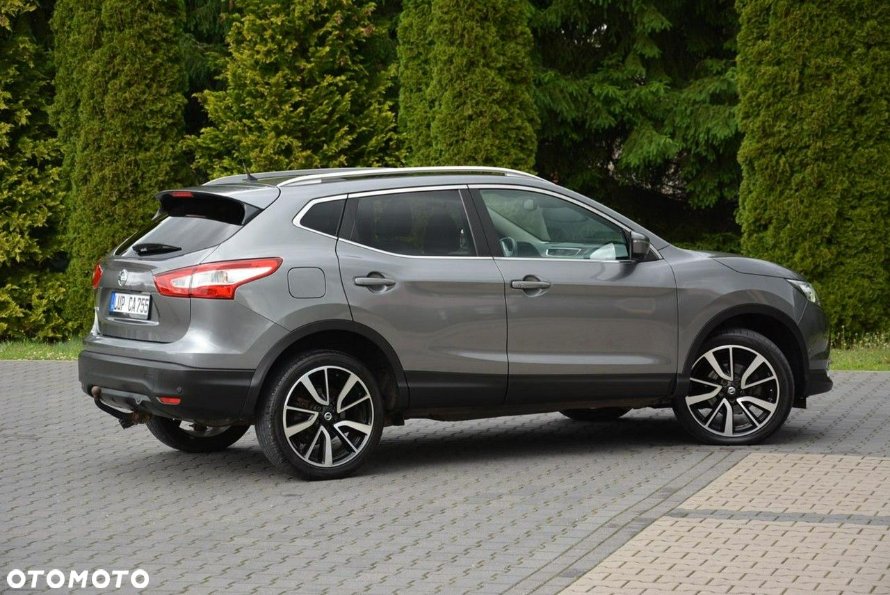 Nissan Qashqai 1.6 DCi 4x4 Tekna+ - 12
