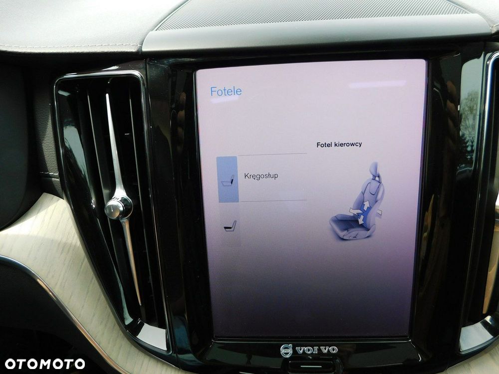 Volvo XC 60 B4 B Inscription - 26