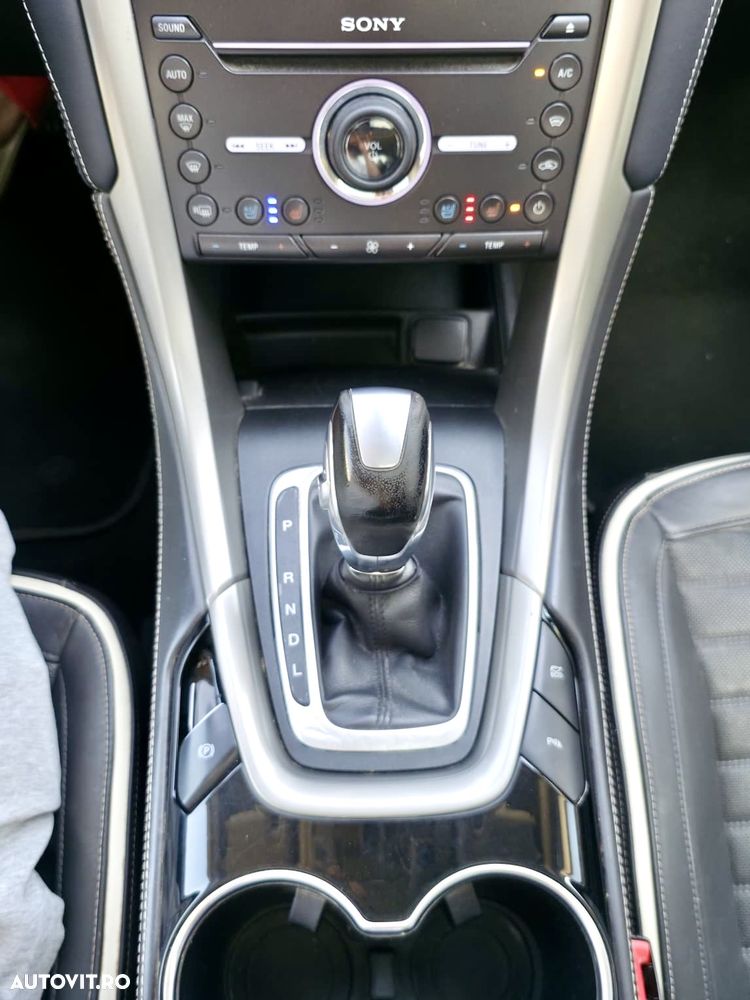 Ford Mondeo - 10