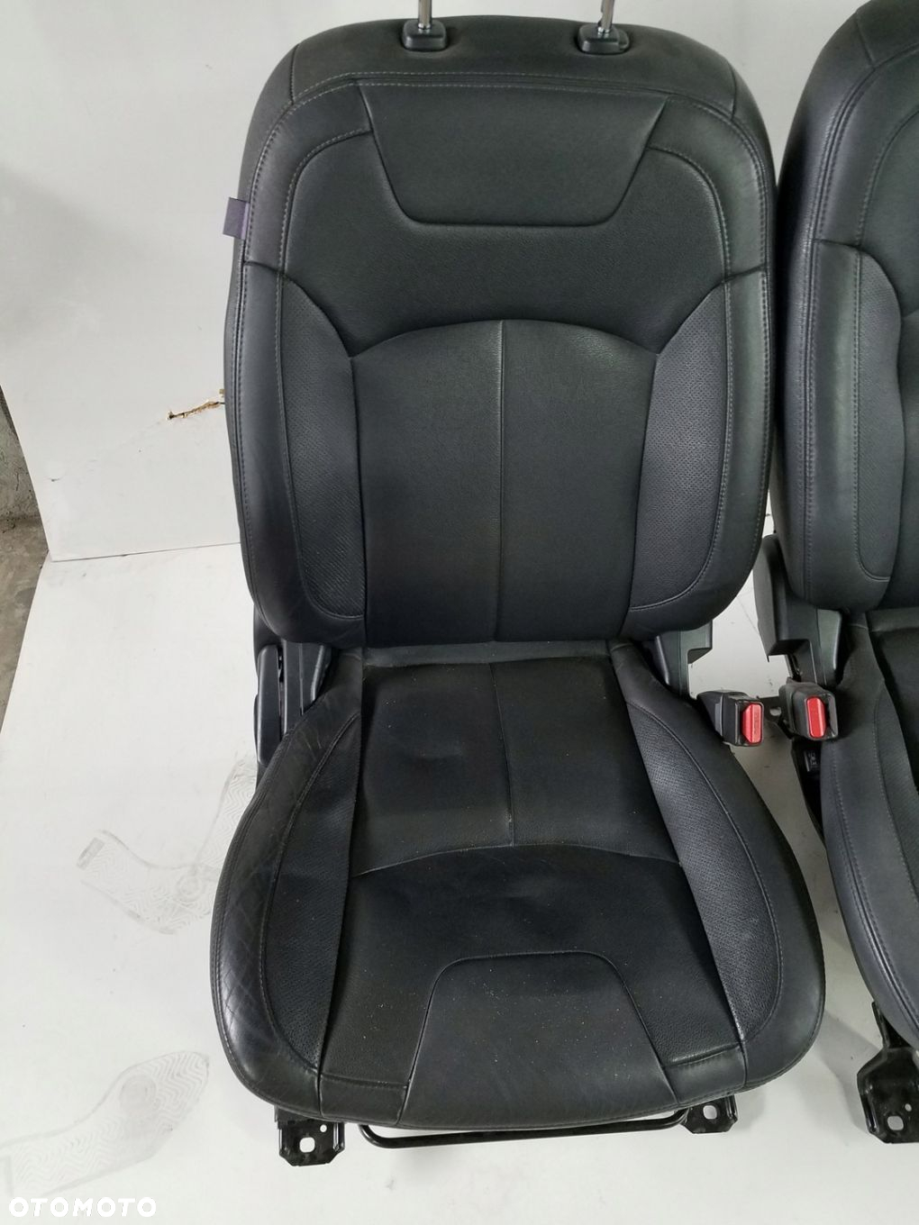 FOTELE KANAPA SKÓRA MITSUBISHI ASX - 2