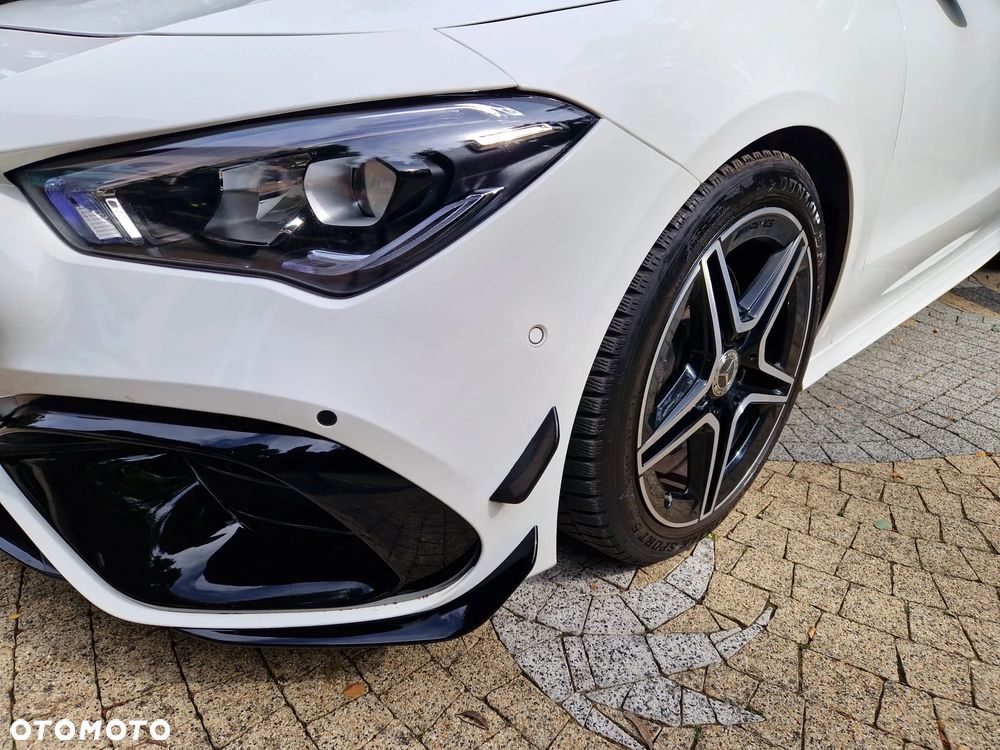 Mercedes-Benz CLA 200 AMG Line 7G-DCT - 14