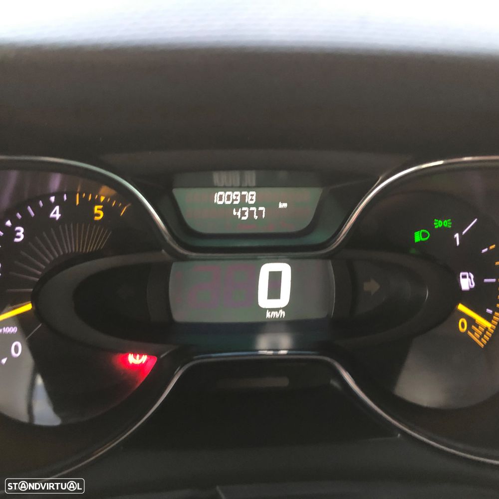 Renault Captur 1.5 dCi Exclusive - 17