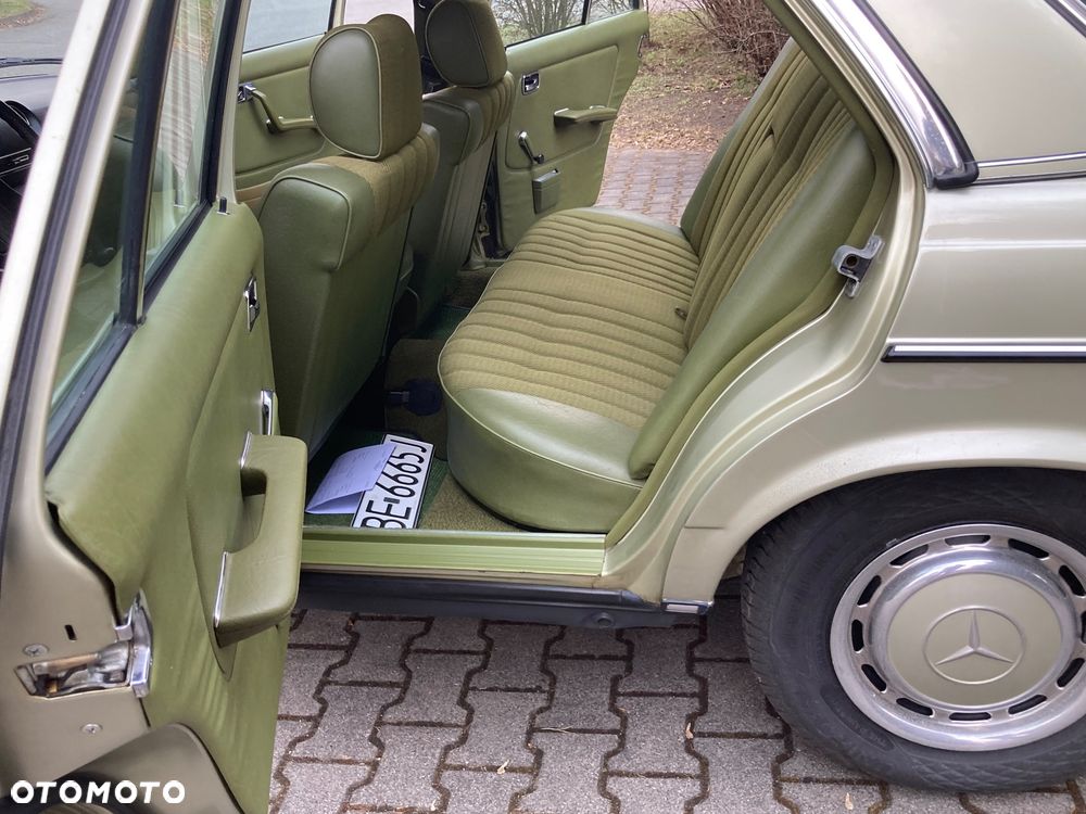 Mercedes-Benz W123 - 11