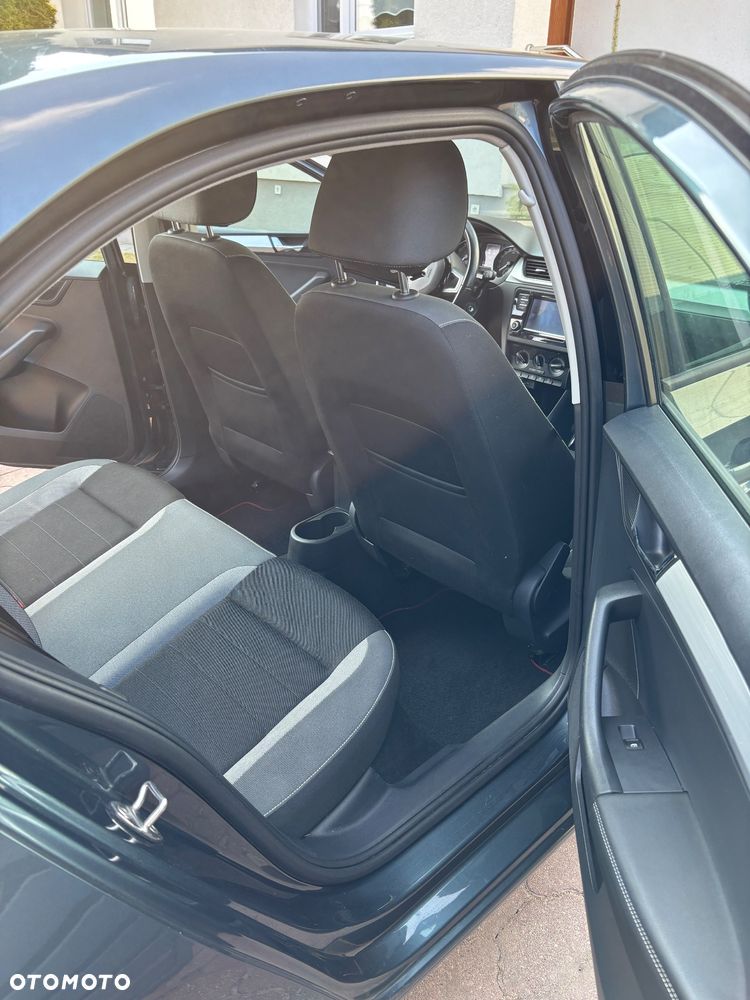 Skoda RAPID 1.0 TSI Ambition DSG - 9