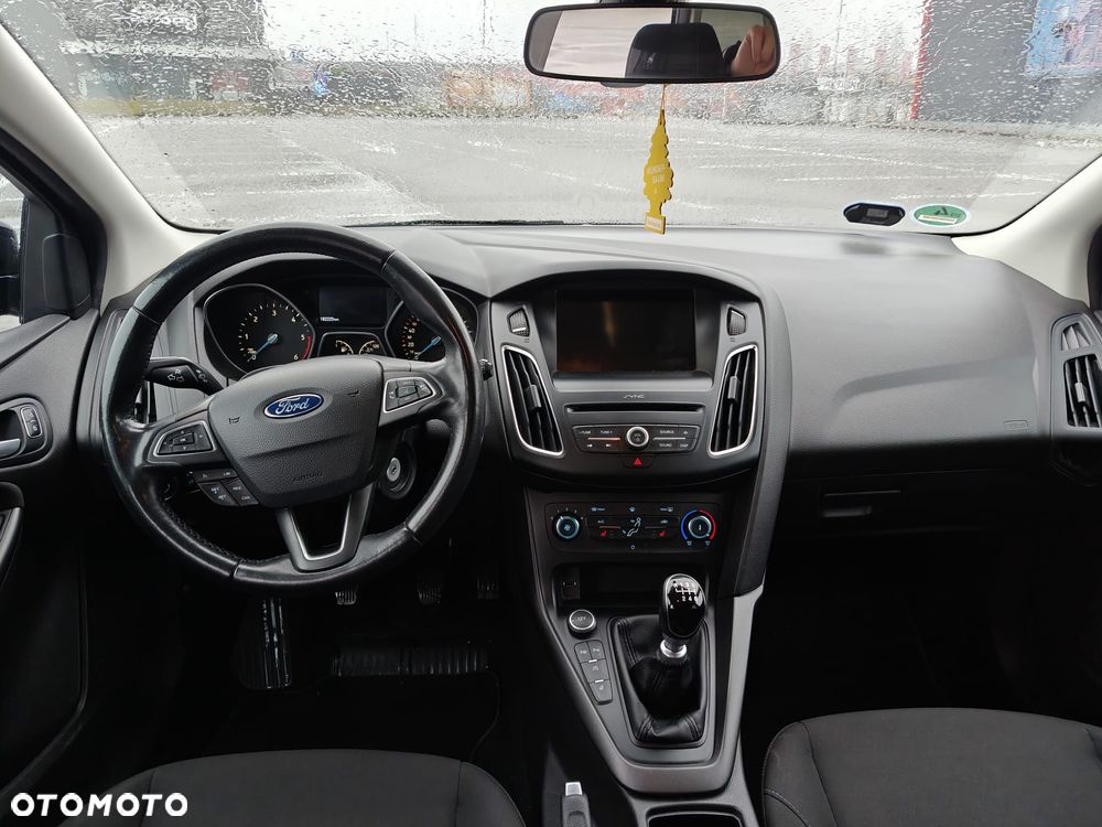 Ford Focus - 6