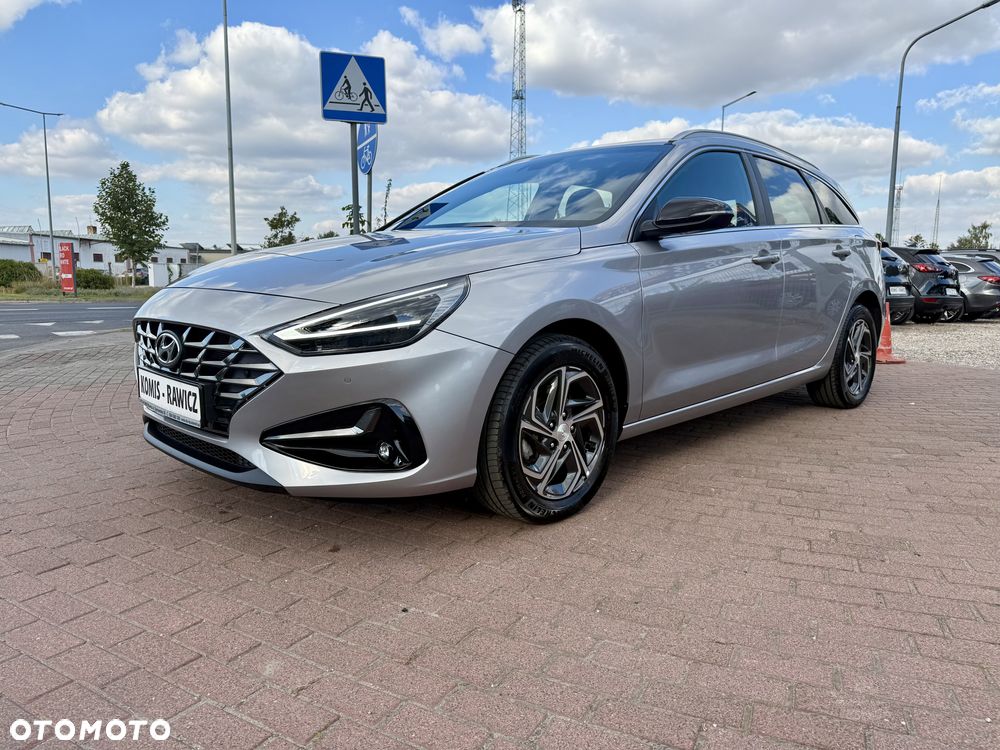 Hyundai i30 Kombi 1.5 T-GDI 48V-Hybrid Intro - 26