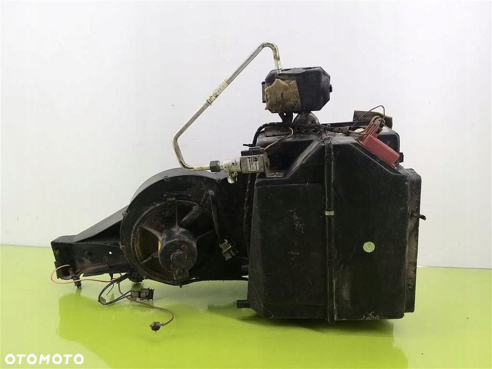 NAGRZEWNICA KLIMATYZACJI TYŁ VW Caravelle T4 1990-2003 703271129 4663F1A - 6
