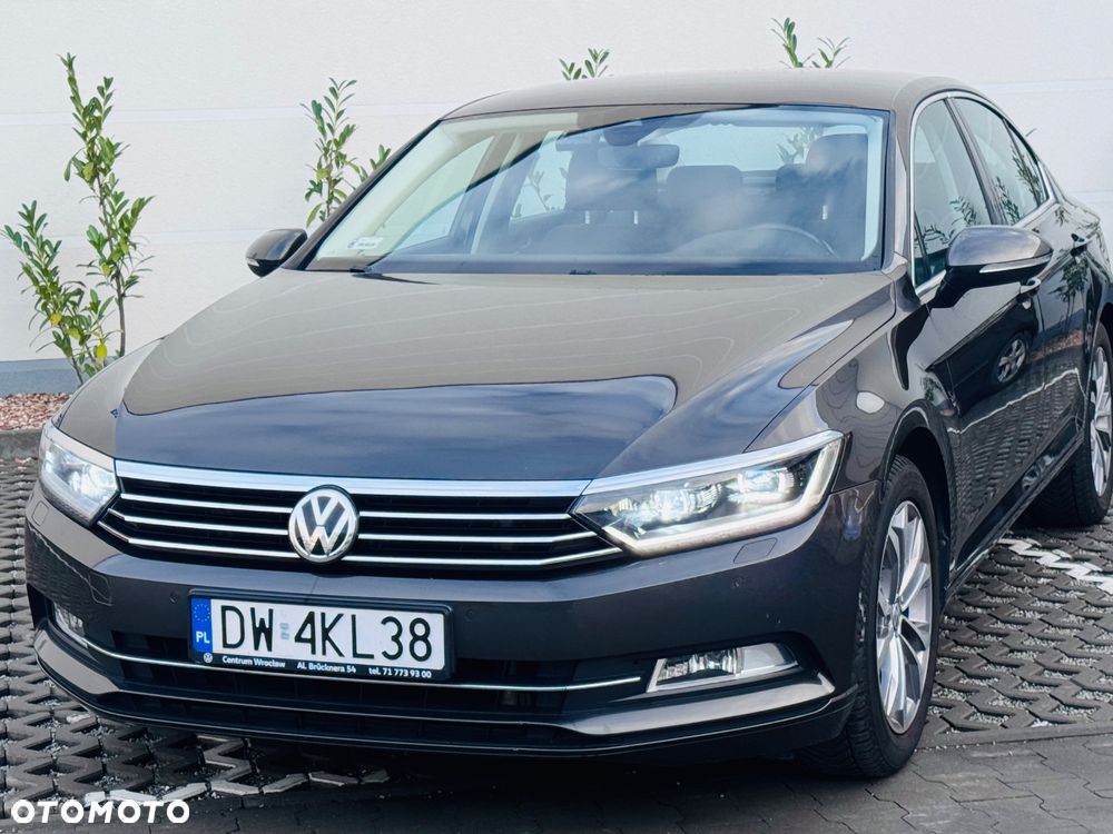 Volkswagen Passat 1.8 TSI BMT Comfortline DSG - 3