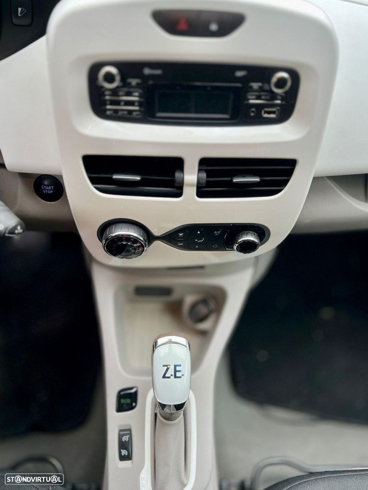 Renault Zoe - 8
