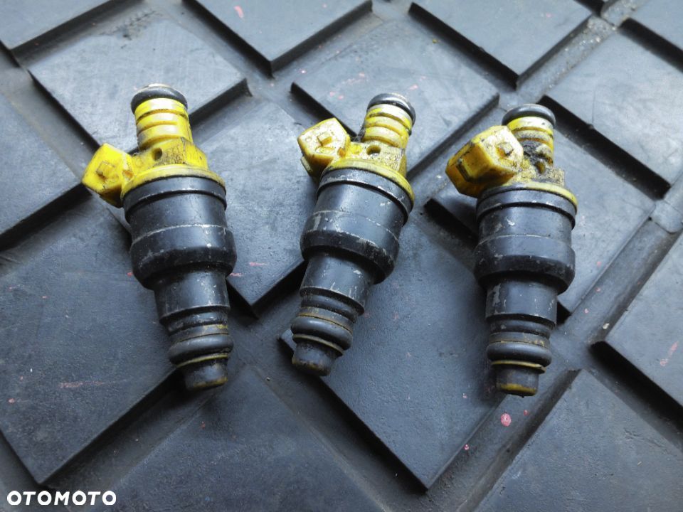 WTRYSKIWACZE WTRYSKI ALFA ROMEO 155 2,0TS 0280150702 POSIADAM 1 SZTUKE - 1