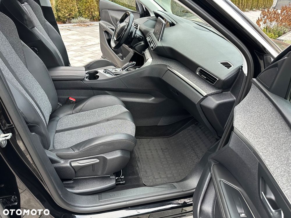 Peugeot 3008 THP 165 EAT6 Stop & Start Allure - 19