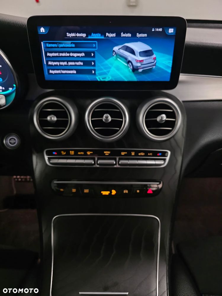 Mercedes-Benz GLC 300 de 4Matic 9G-TRONIC AMG Line Plus - 10