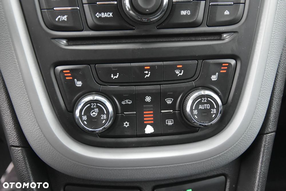 Opel Mokka 1.6 CDTI Cosmo S&S - 35