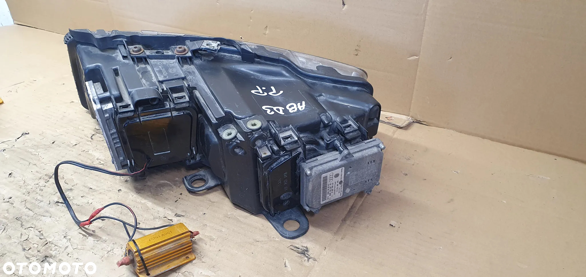 Lampa prawy przód przednia prawa BI XENON skrętny Audi A8 D3 4F0941329B - 7