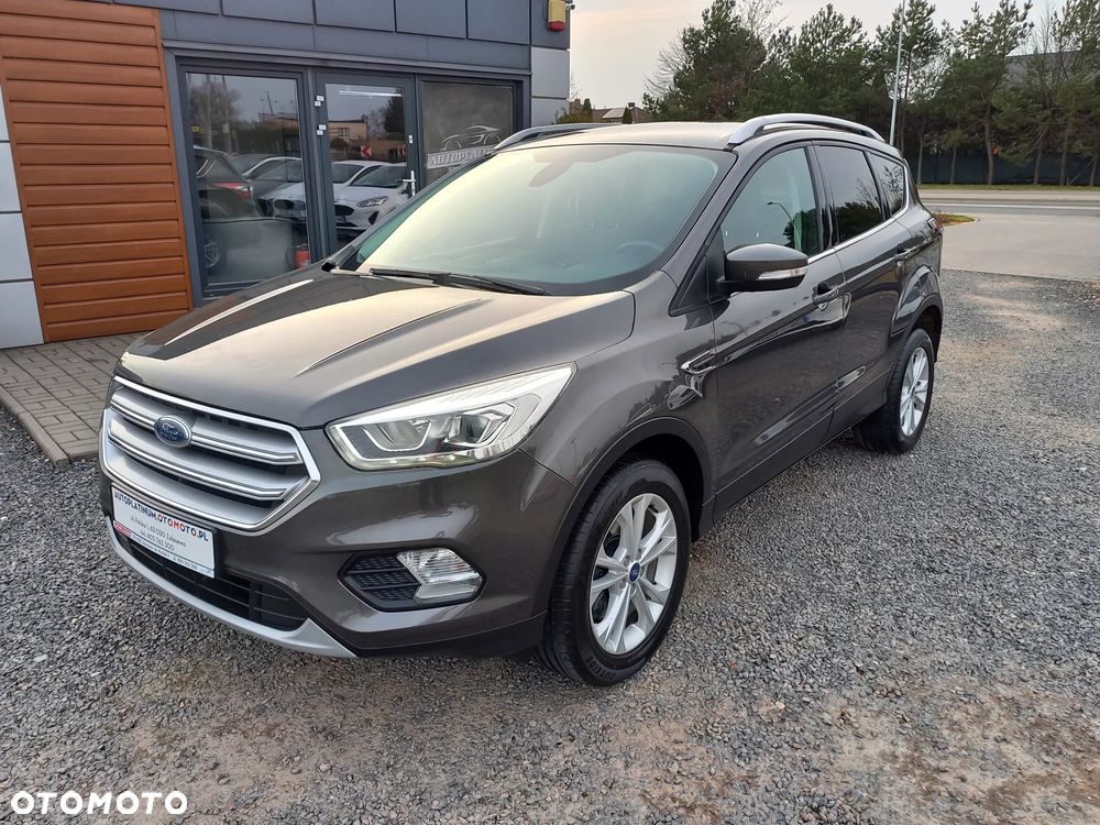 Ford Kuga 1.5 TDCi 2x4 Titanium - 2