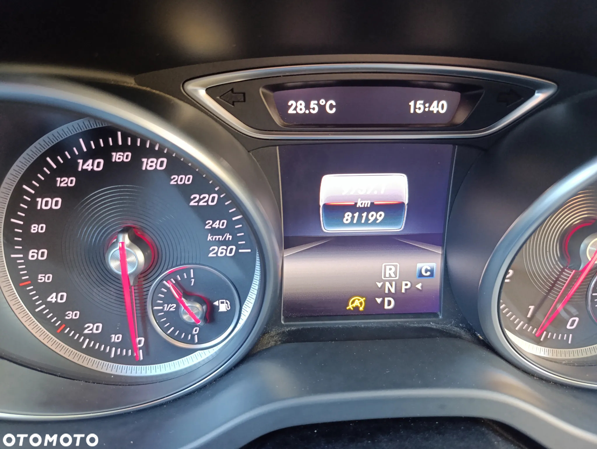 Mercedes-Benz CLA 220 4-Matic AMG Line - 16