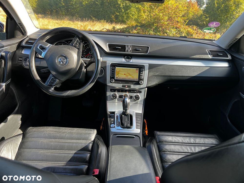 Volkswagen Passat 1.4 TSI BMT Comfortline DSG - 11
