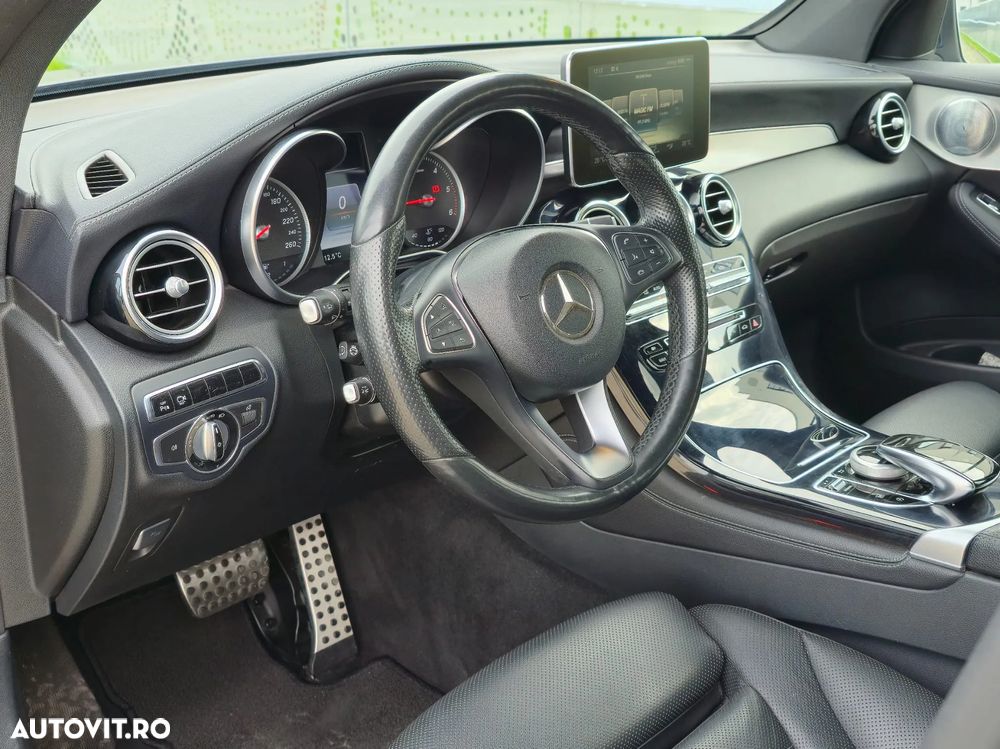 Mercedes-Benz GLC - 23