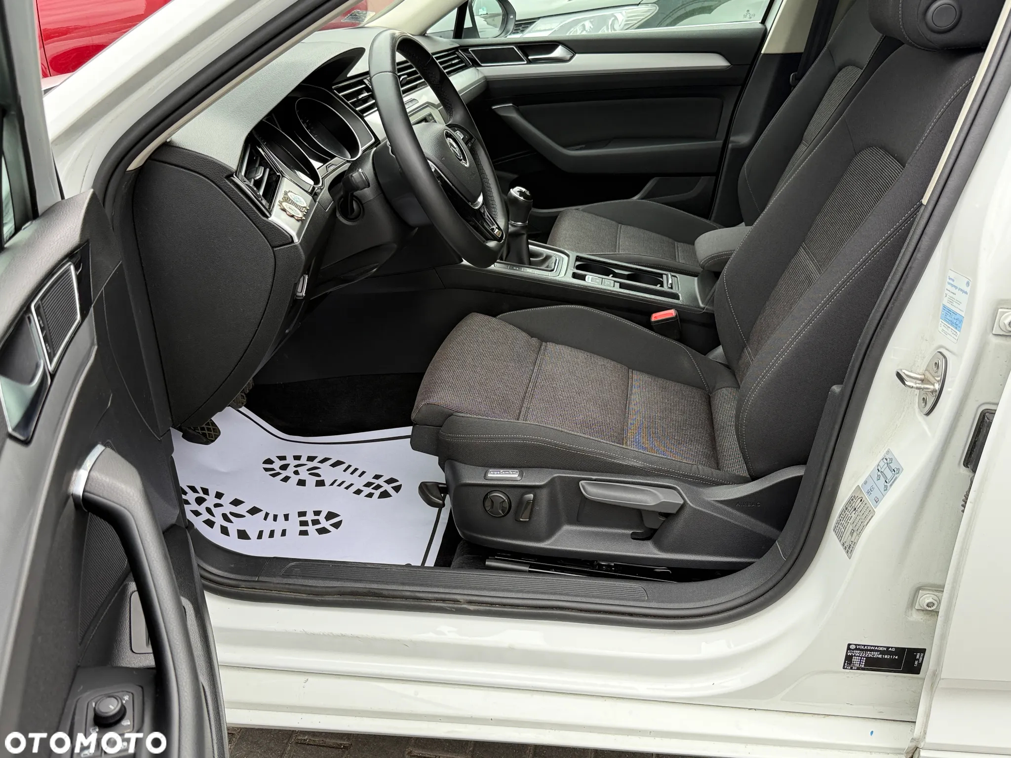 Volkswagen Passat 1.8 TSI BMT Comfortline - 21