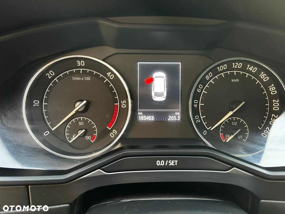 Skoda Superb 2.0 TDI 4x4 Style - 21