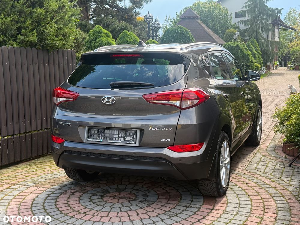Hyundai Tucson 2.0 CRDi 4WD Passion Plus - 10
