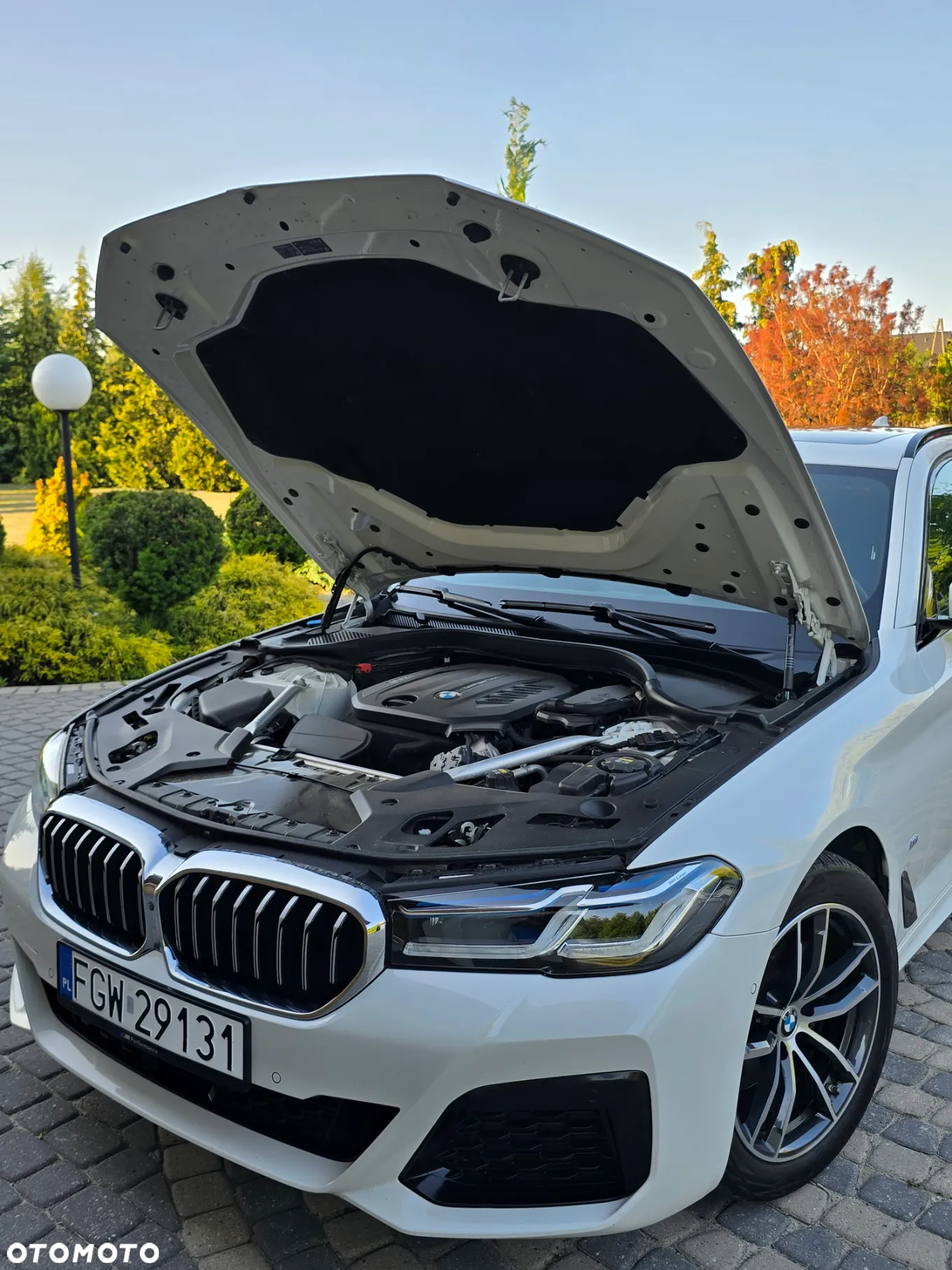 BMW Seria 5 520d xDrive M Sport sport - 28