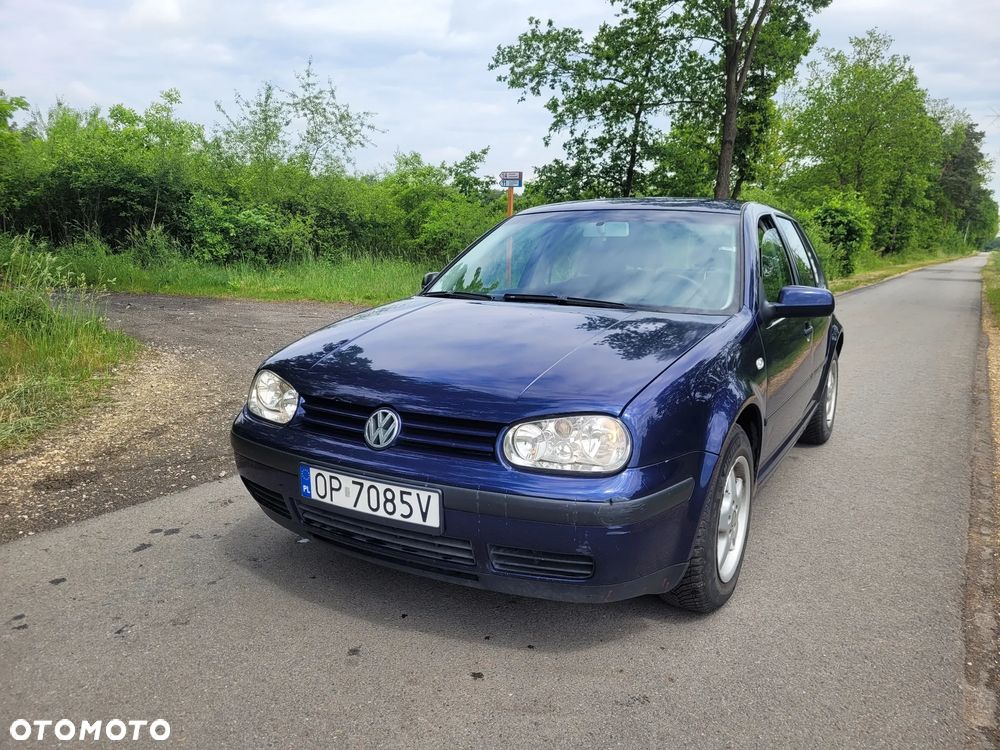 Volkswagen Golf - 11