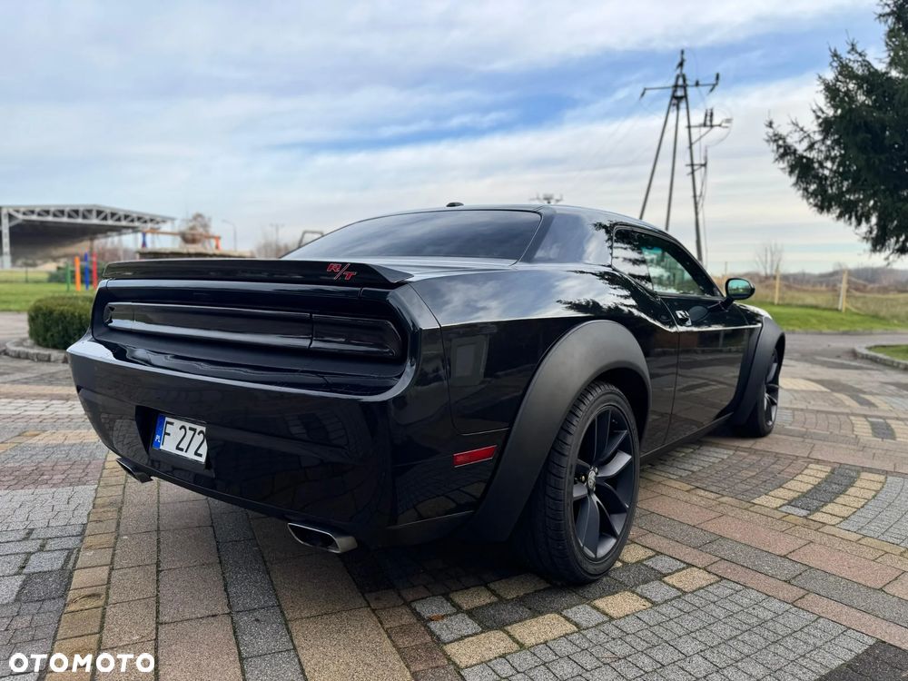 Dodge Challenger 5.7 R/T - 4