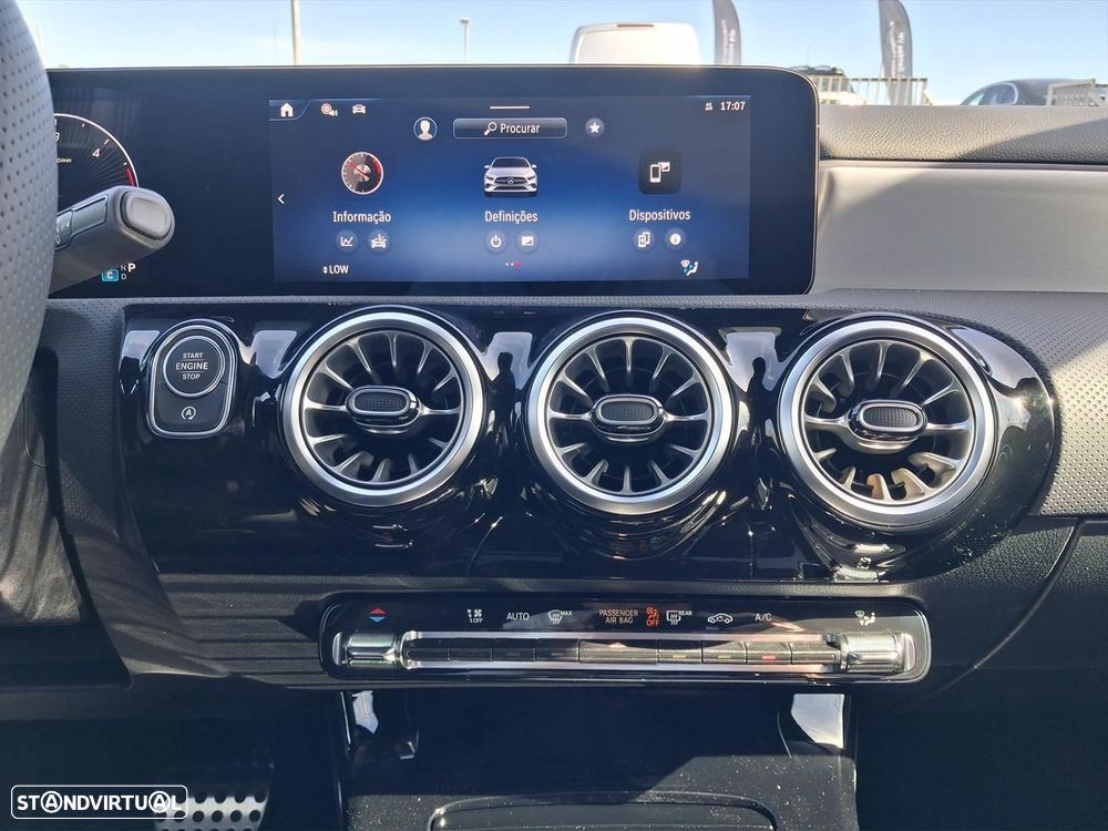 Mercedes-Benz A 180 d - 21