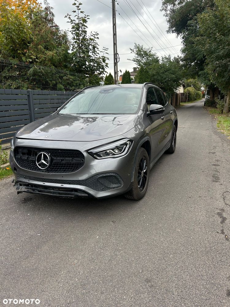 Mercedes-Benz GLA 250e Progressive - 7