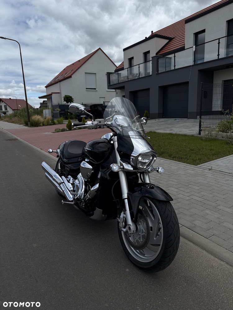 Suzuki Boulevard - 1