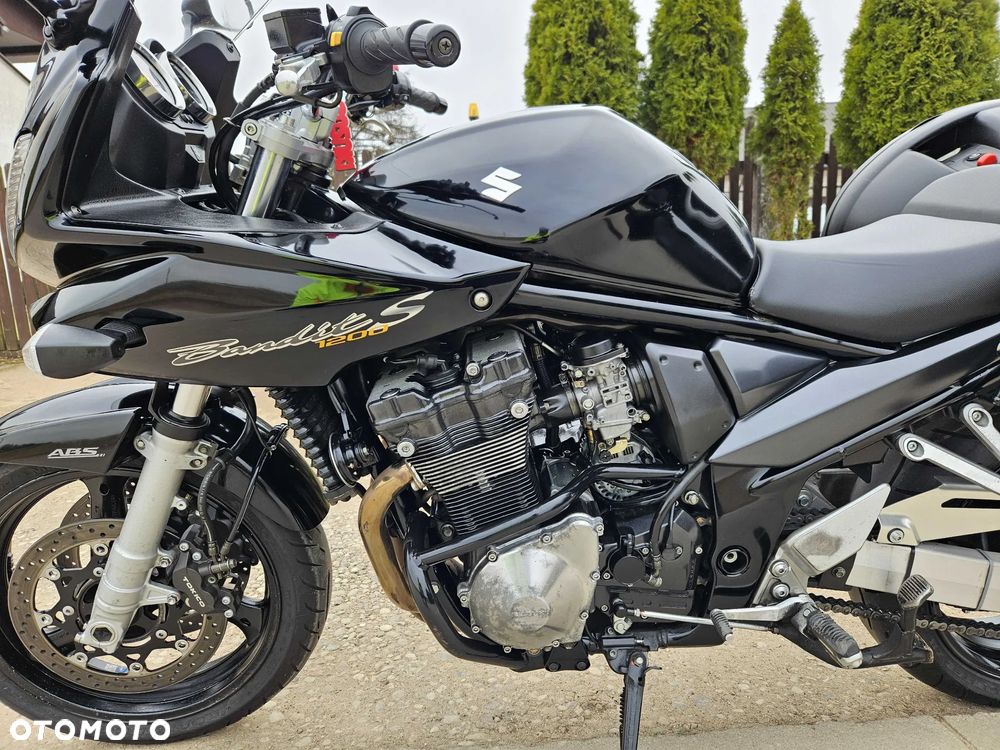 Suzuki Bandit - 10