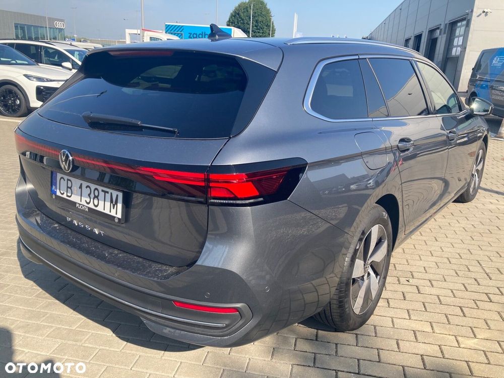 Volkswagen Passat Variant - 8
