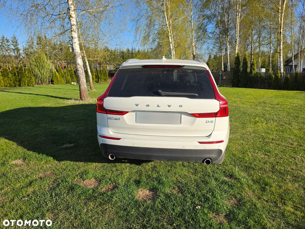 Volvo XC 60 D4 AWD Momentum - 12