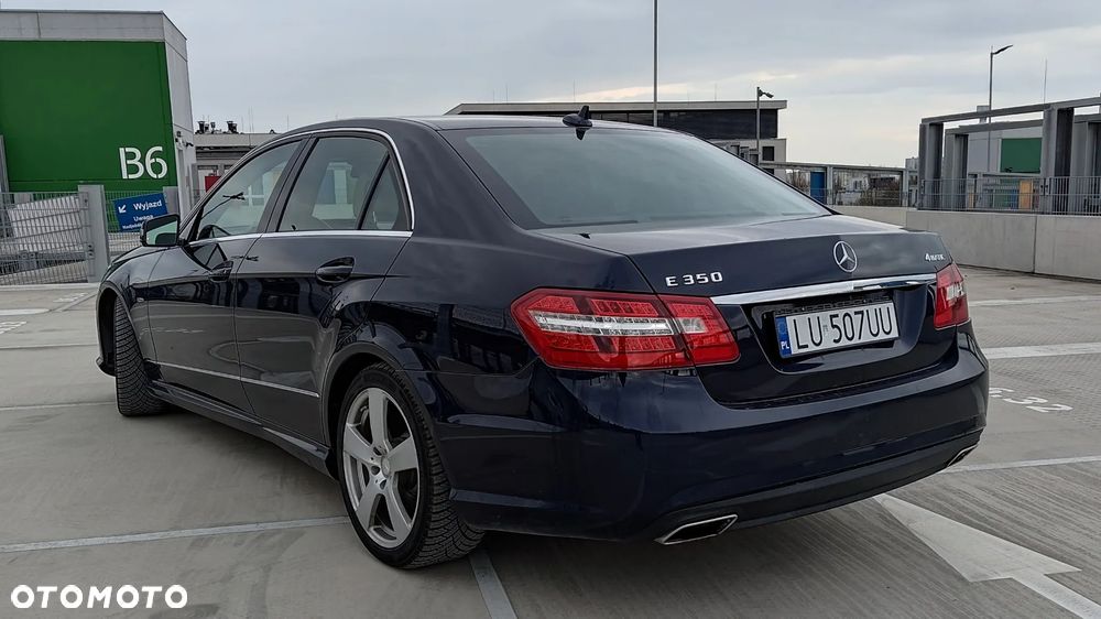 Mercedes-Benz Klasa E 350 4Matic 7G-TRONIC Elegance - 3