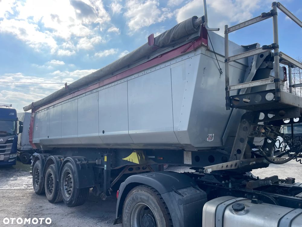 Schmitz Cargobull SKI24 - 4