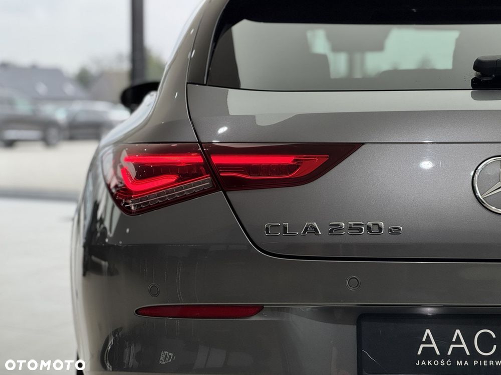 Mercedes-Benz CLA - 39