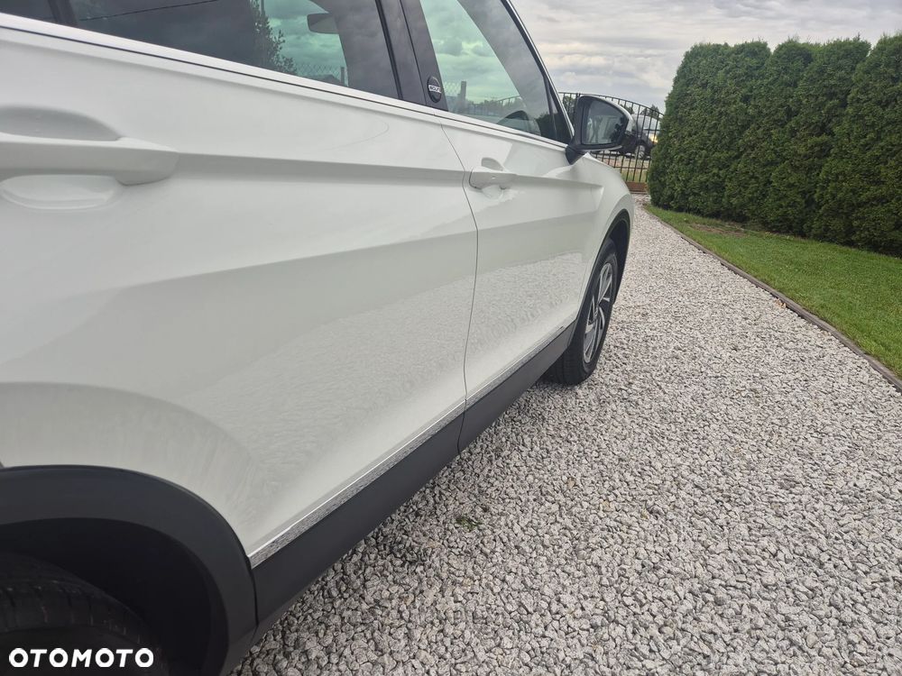 Volkswagen Tiguan 2.0 TDI SCR 4MOTION (BlueMotion Techn.) DSG Sound - 35