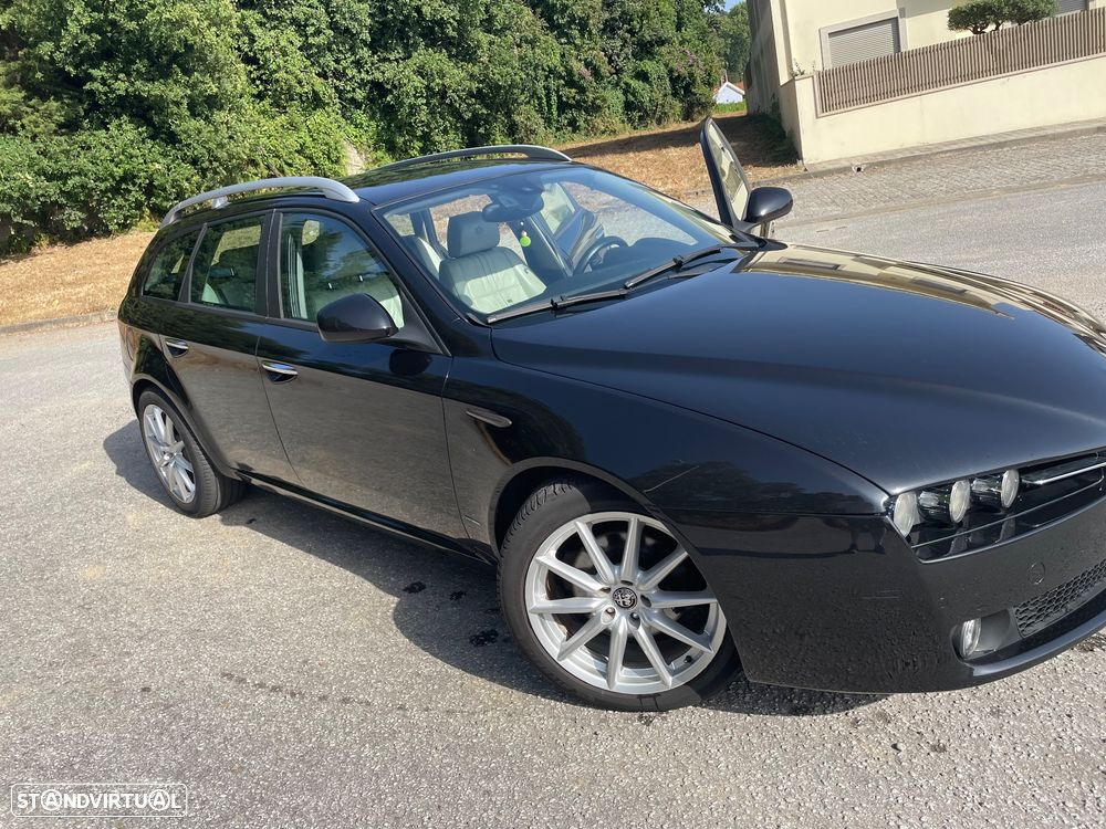 Alfa Romeo 159 Sportwagon 1.9 JTDm 8V - 3